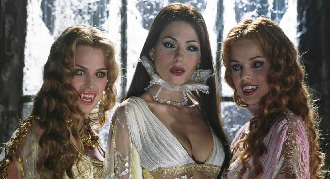 Josie Moran, Silvia Colloca und Elena Anya in "Van Helsing" © (2004) Universal Pictures Filmfutter