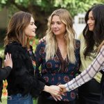 Ashley Benson, Lucy Hale, Sasha Pieterse, Shay Mitchell und Troian Bellisario in "Pretty Little Liars" © 2016 Disney Enterprises, Inc. All rights reserved.