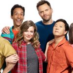 Jim Rash, Danny Pudi, Gillian Jacobs, Joel McHale, Ken Jeong und Alison Brie in "Community" © Sony Pictures Television